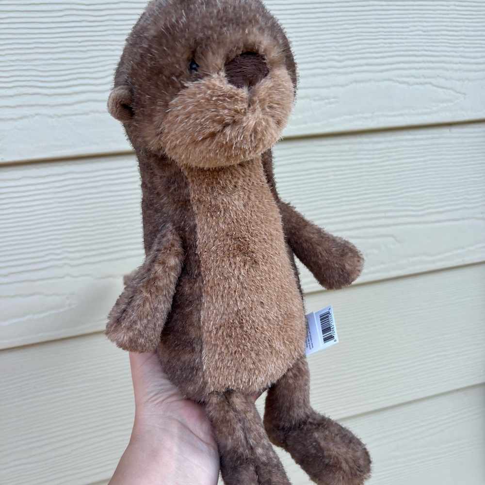SOLD Jellycat Brooke Otter BNWT